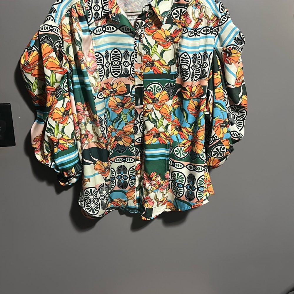 Colorful Floral Patterned Blouse